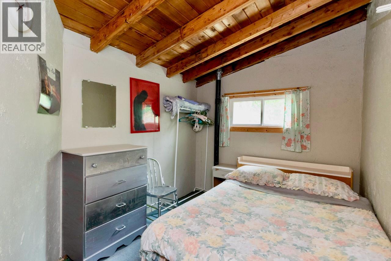 1281 Hoskins Road - Image 37