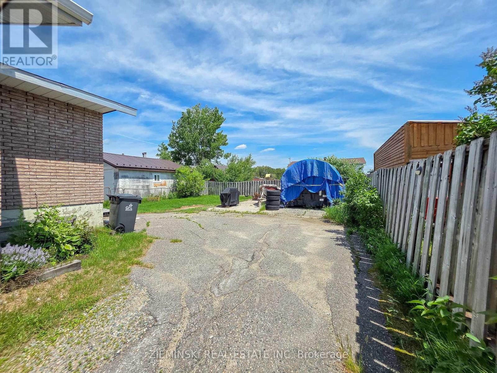 329 TIMMINS AVENUE - Image 21
