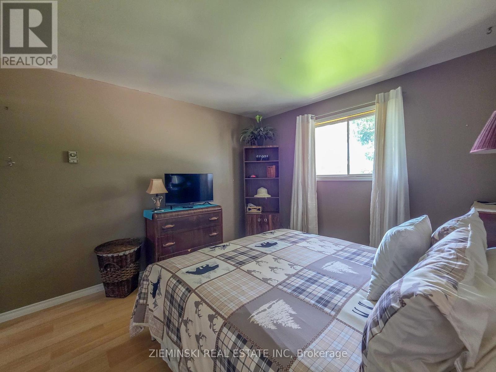 329 TIMMINS AVENUE - Image 11