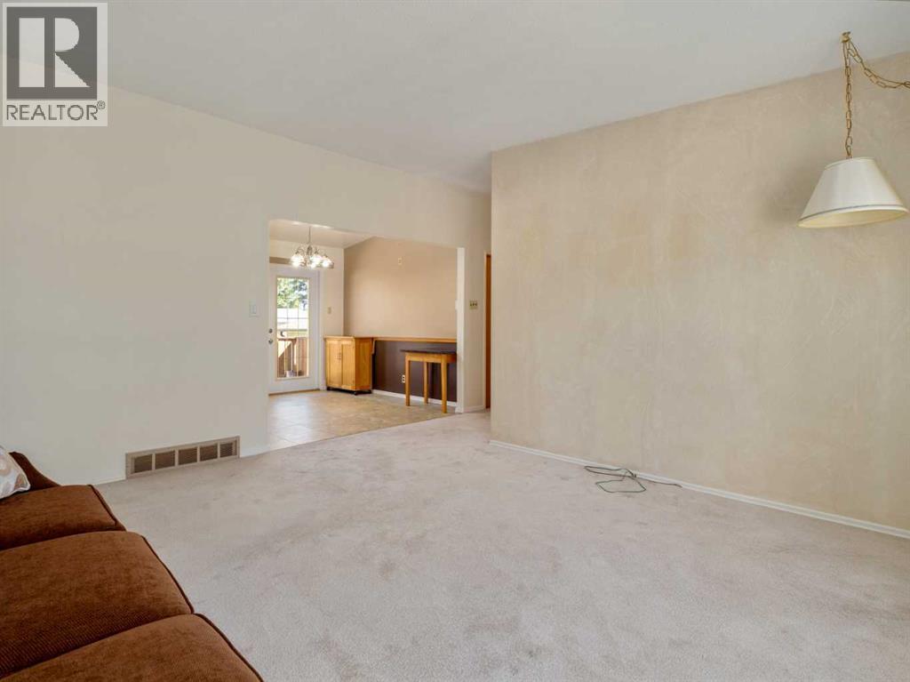 2707 11 Avenue N — photo 11