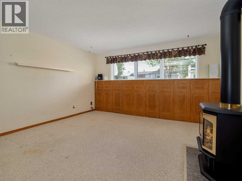 2707 11 Avenue N — photo 32