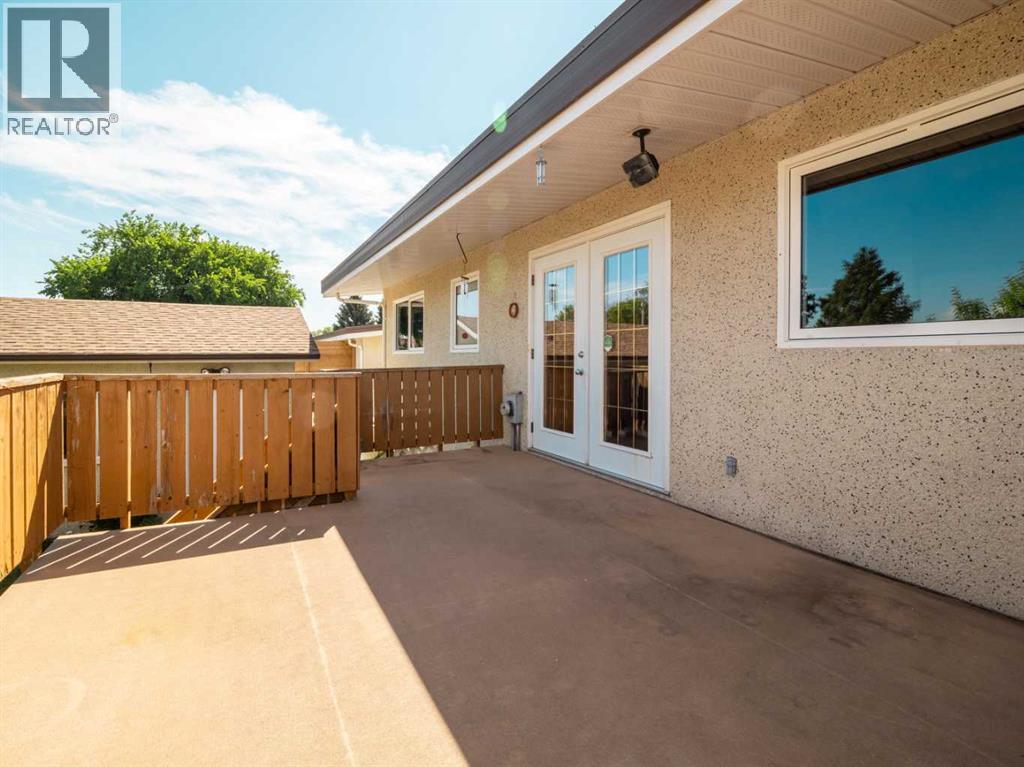 2707 11 Avenue N — photo 43