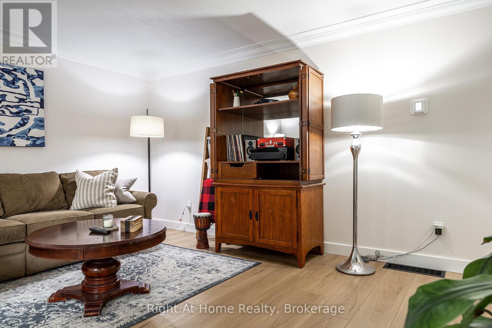 34 WHITE STREET - 6
