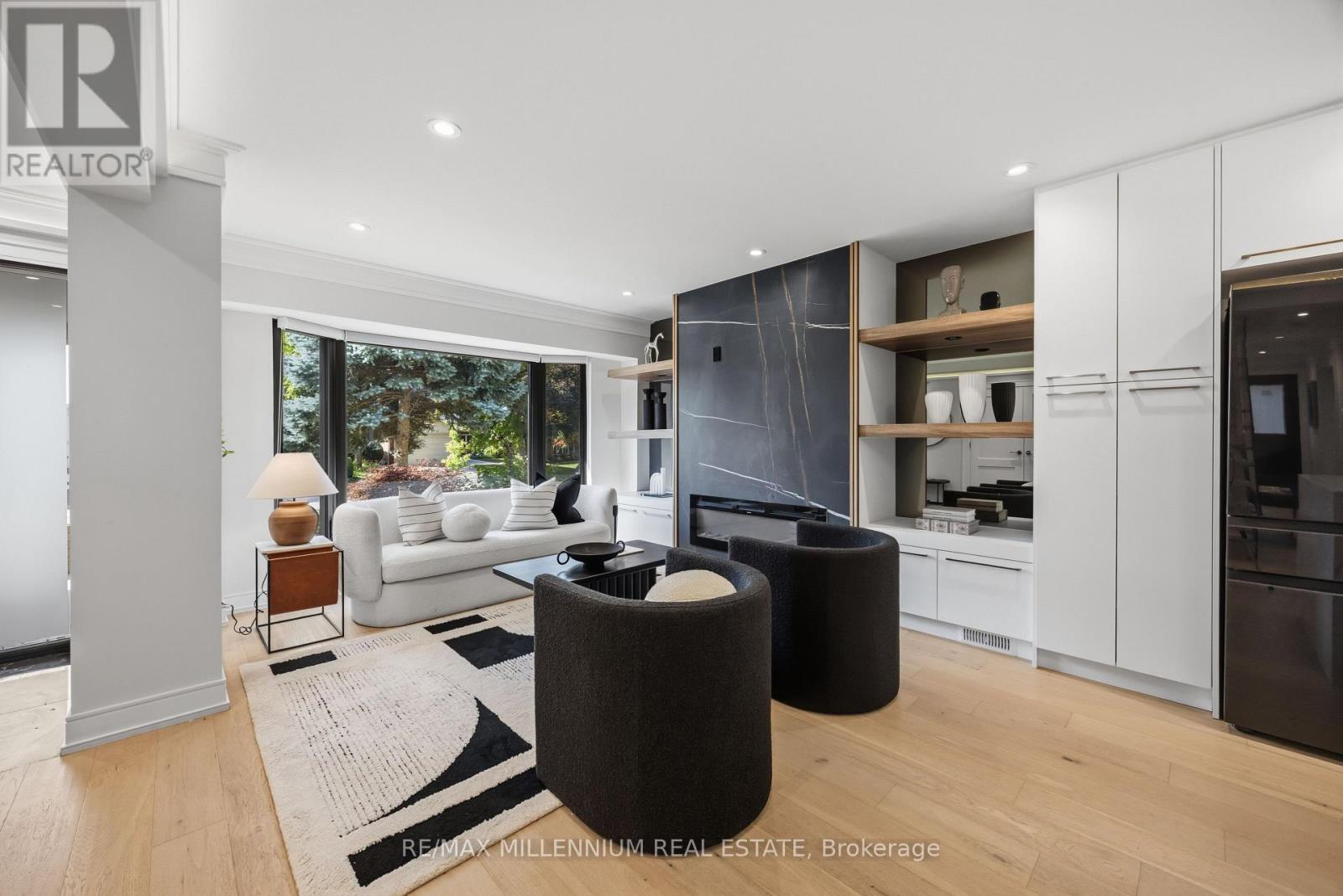 14 PORTREE CRESCENT - 4