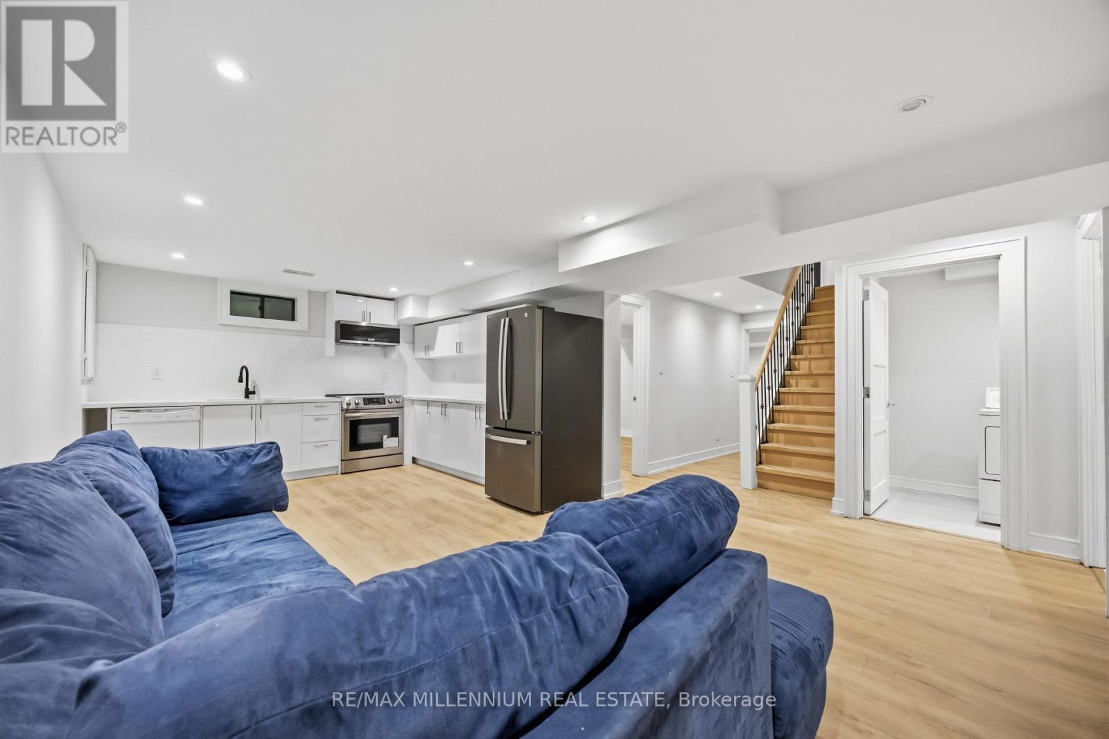 14 PORTREE CRESCENT - 39