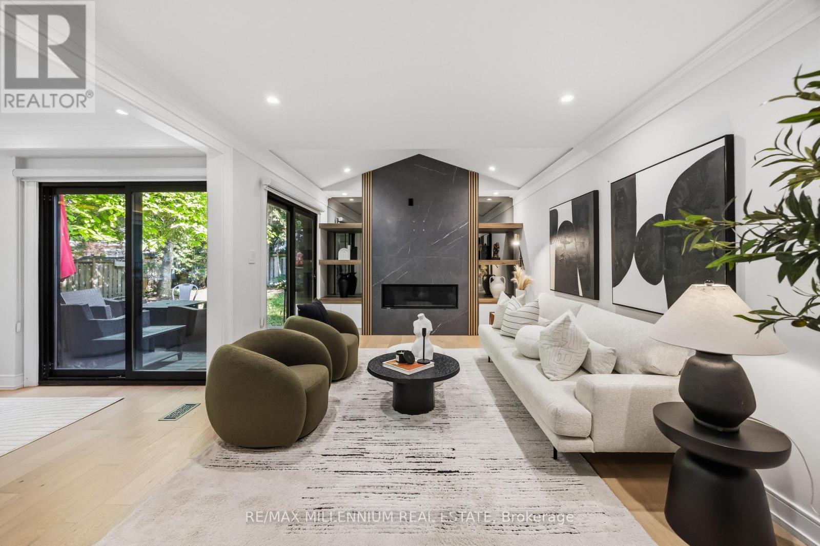 14 PORTREE CRESCENT - 8
