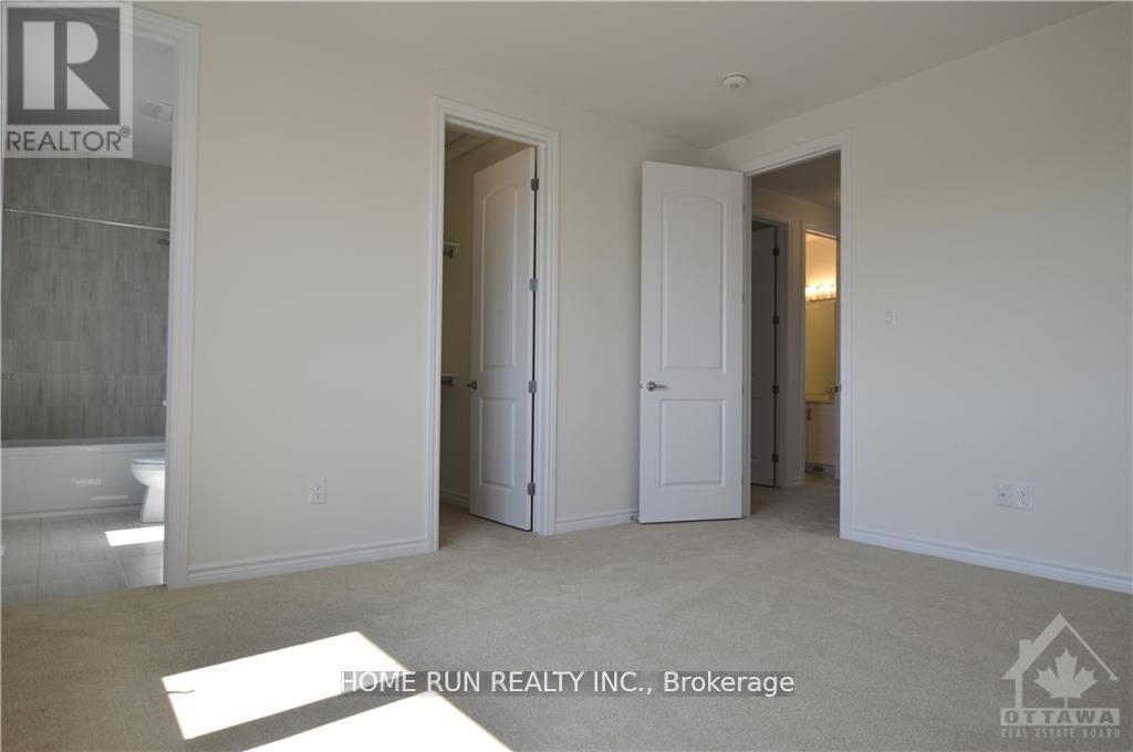 House for Rent in Ottawa – 286 TURNBUCKLE CRESCENT, Ottawa – By Peter Sagos - Image 20