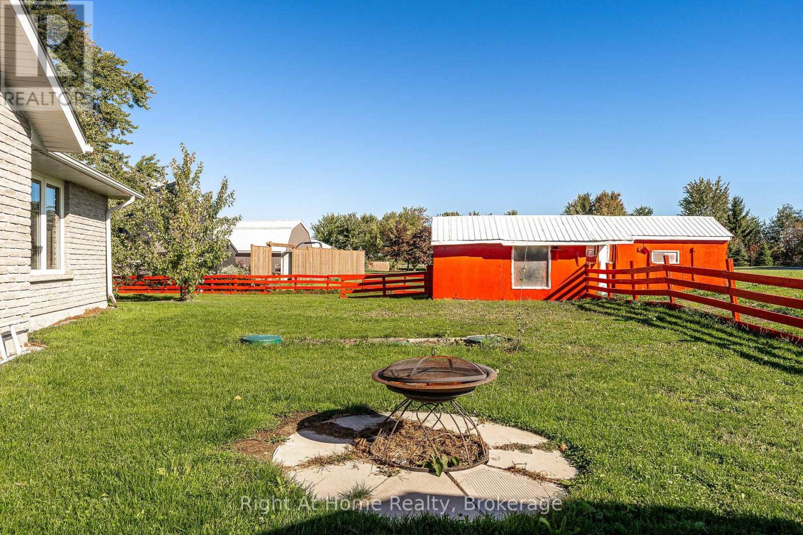 4303 119 HIGHWAY - 36