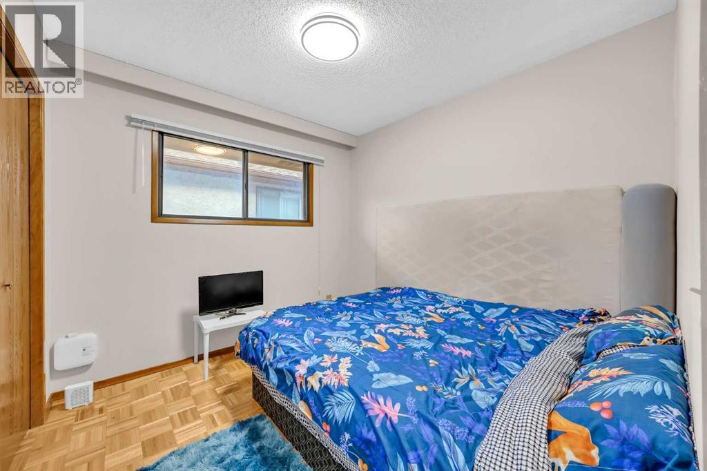 49 Beacham Way NW - 17