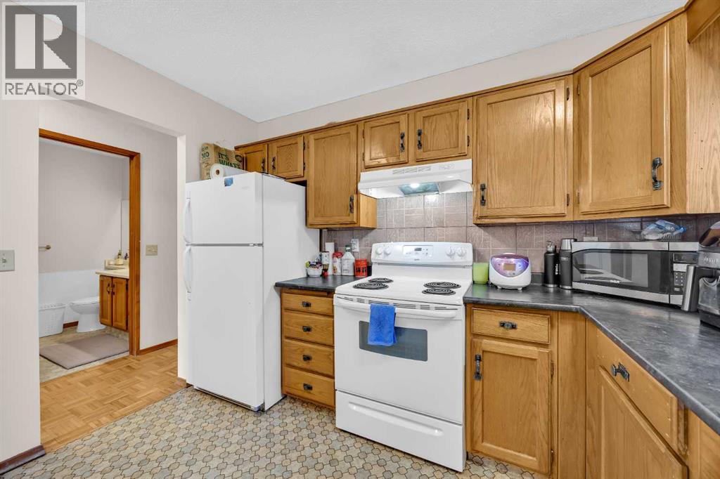 49 Beacham Way NW - 15