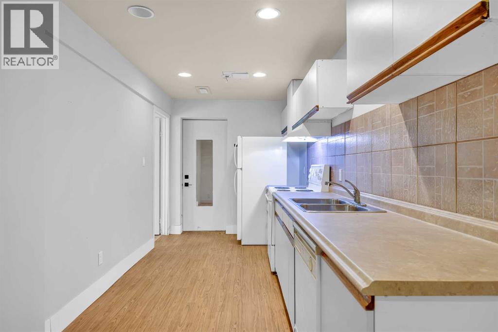49 Beacham Way NW - 31