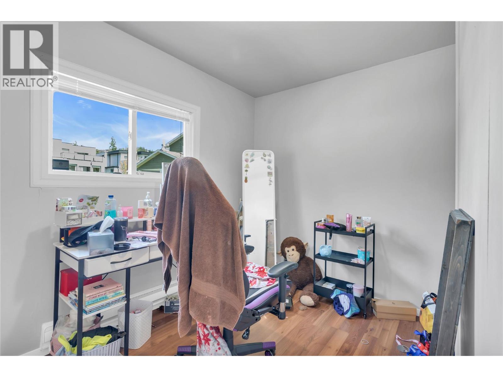 365 Clifton Road - 9