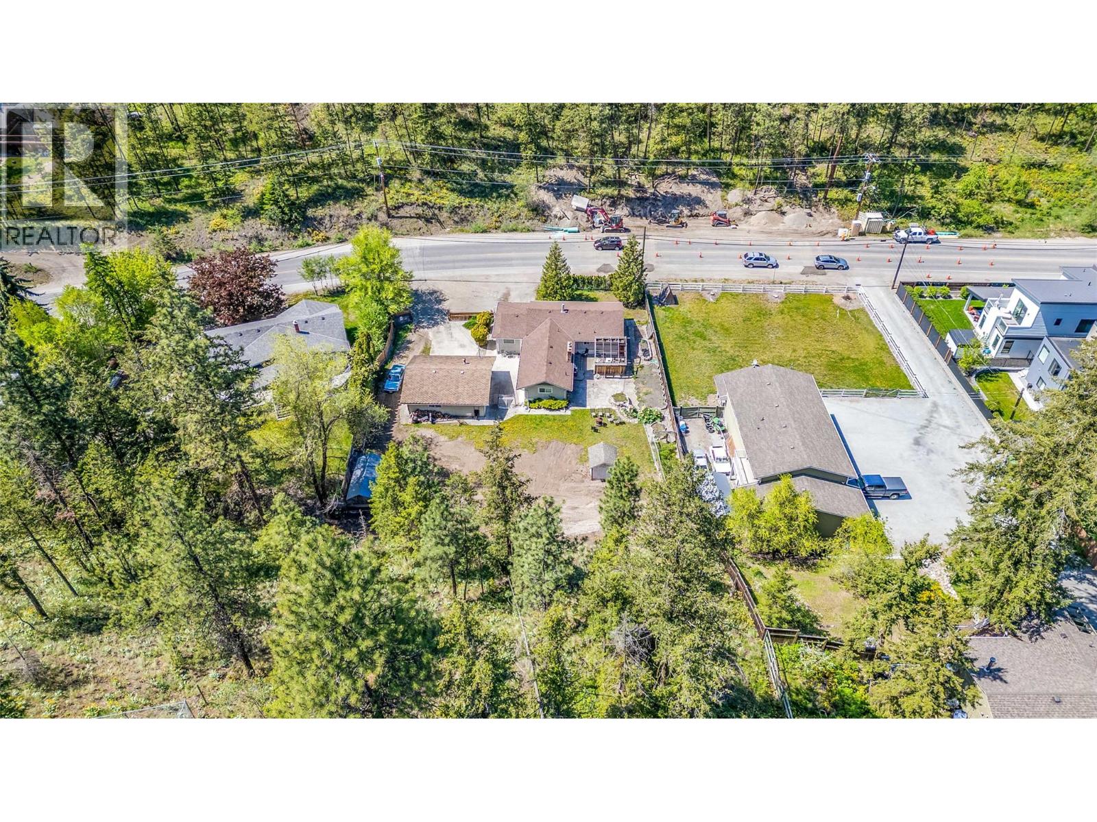 365 Clifton Road - 44