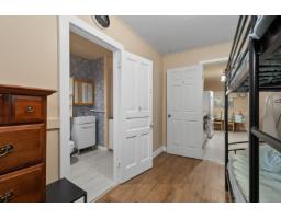 366 Water Avenue, Hope, Hope, BC V0X1L0 Photo 9