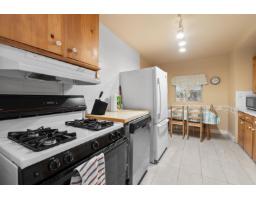 366 Water Avenue, Hope, Hope, BC V0X1L0 Photo 6