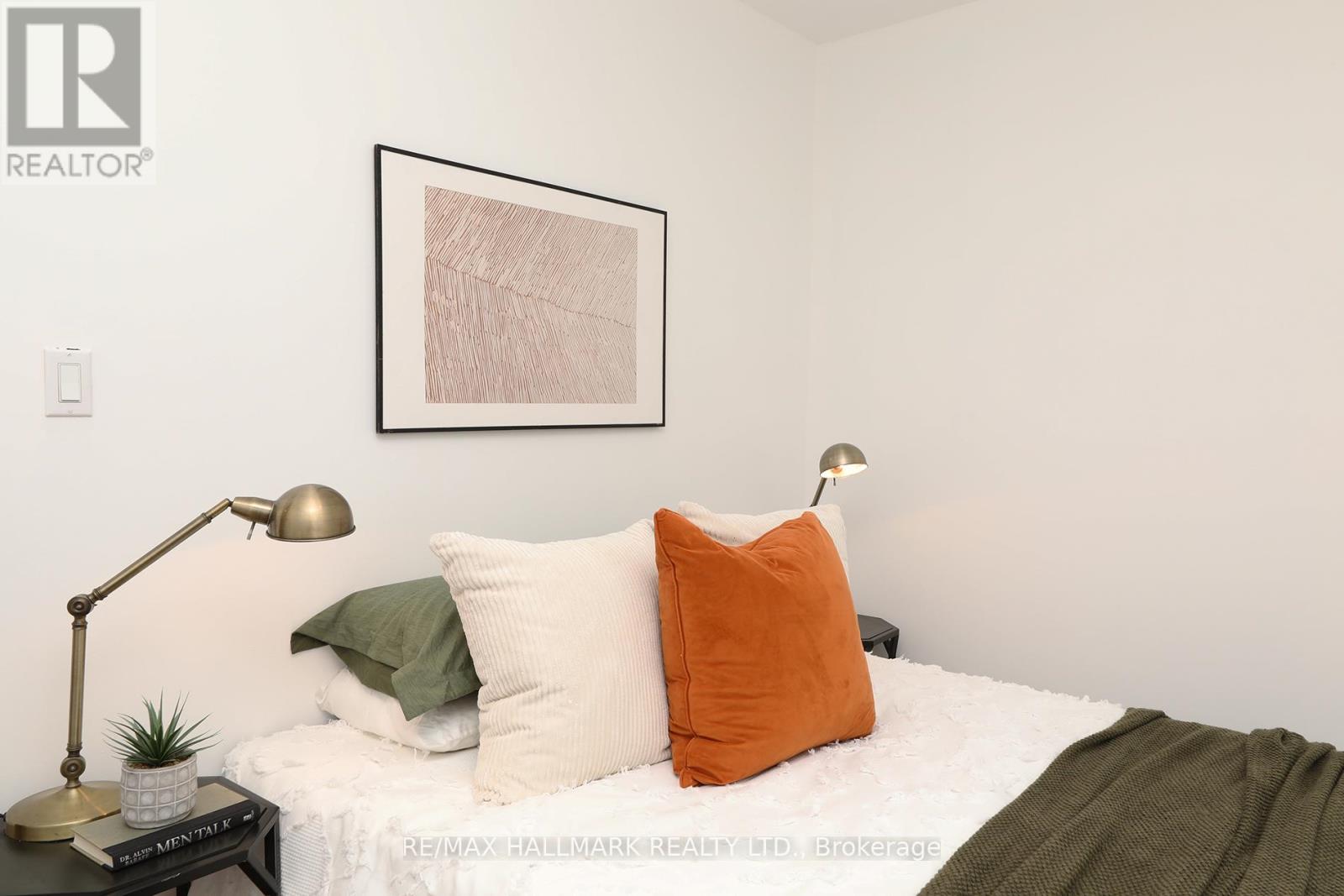 259 WOLVERLEIGH BOULEVARD - 22