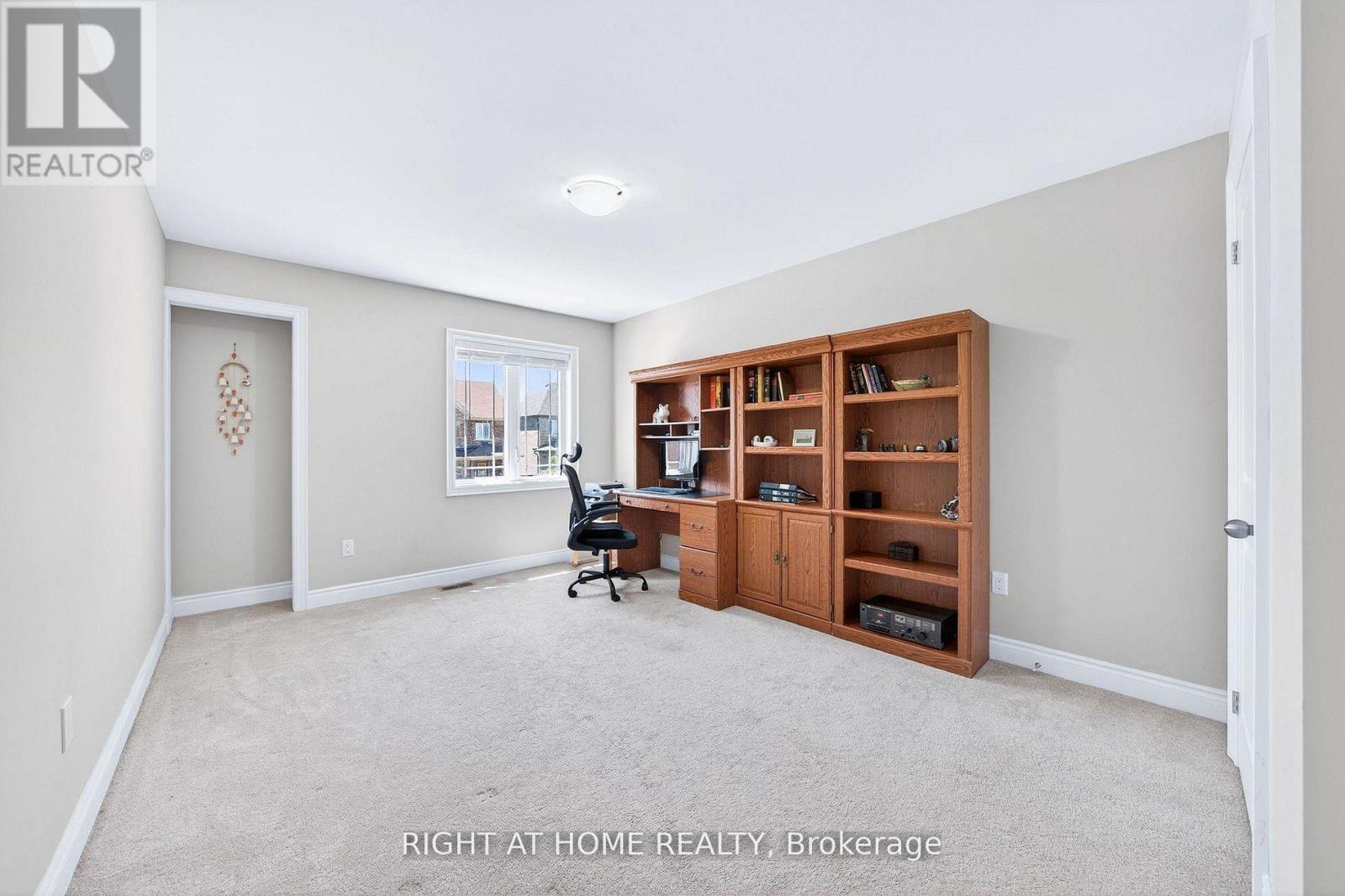 1160 PEELAR CRESCENT - 21