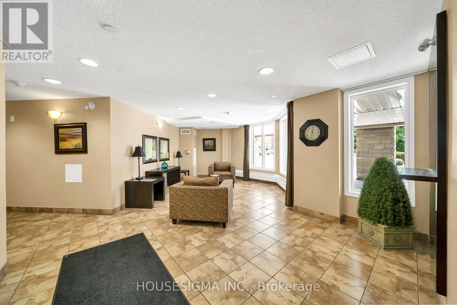 #207 8 HARRIS STREET - 10