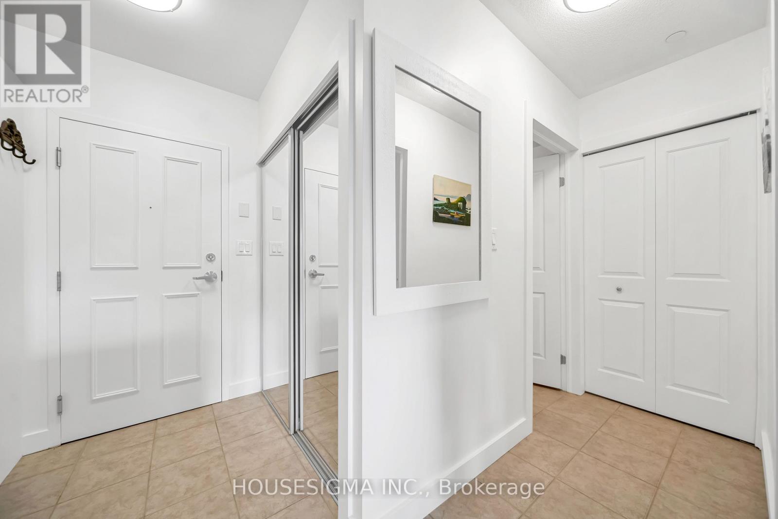 #207 8 HARRIS STREET - Image 16