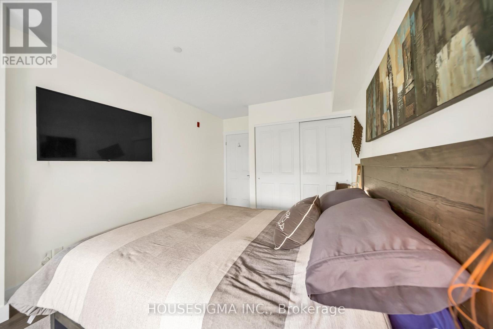 #207 8 HARRIS STREET - Image 30