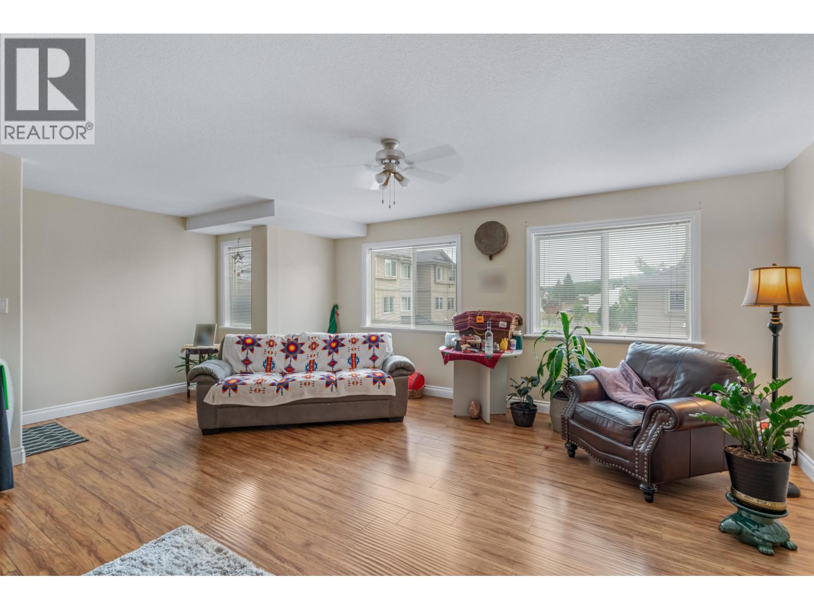 #117 4404 5TH AVENUE - 9