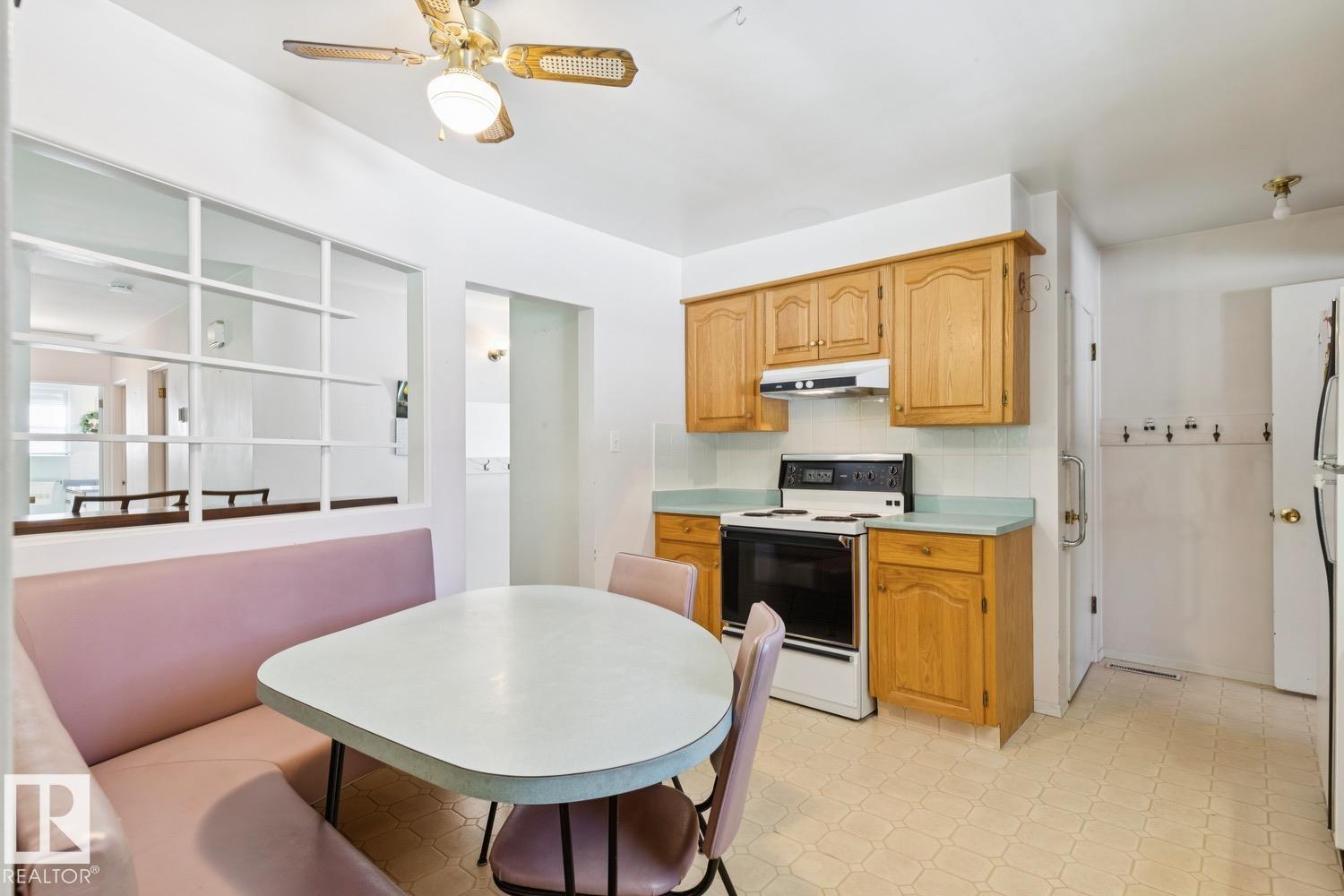 149 COTTONWOOD AV — photo 12