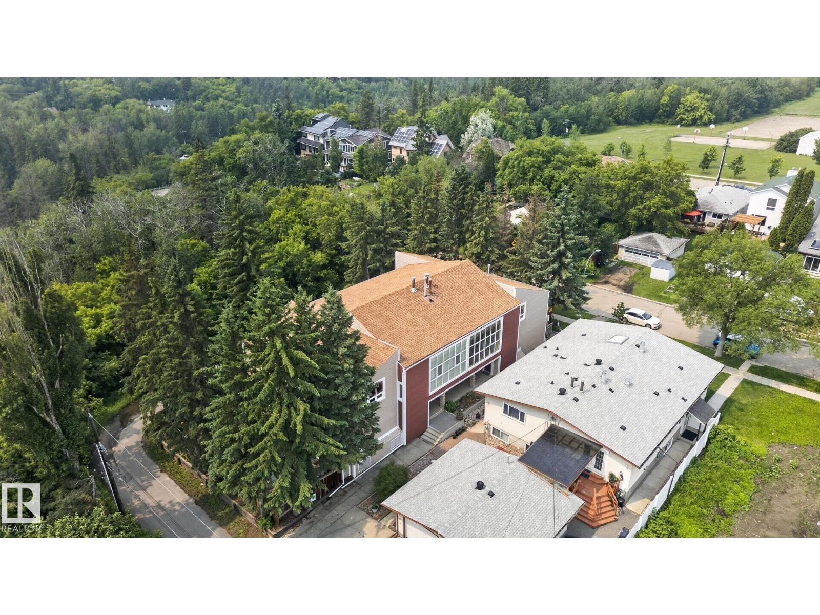 #4 9529 87 AV NW - photo 5