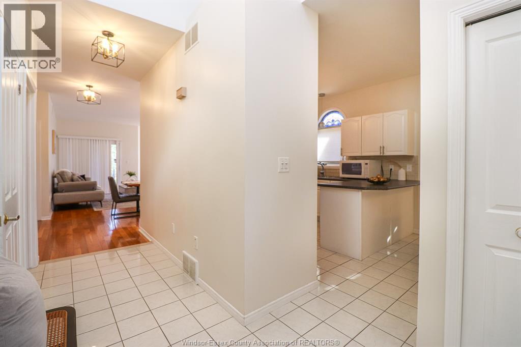 4612 ASCOT COURT - 8