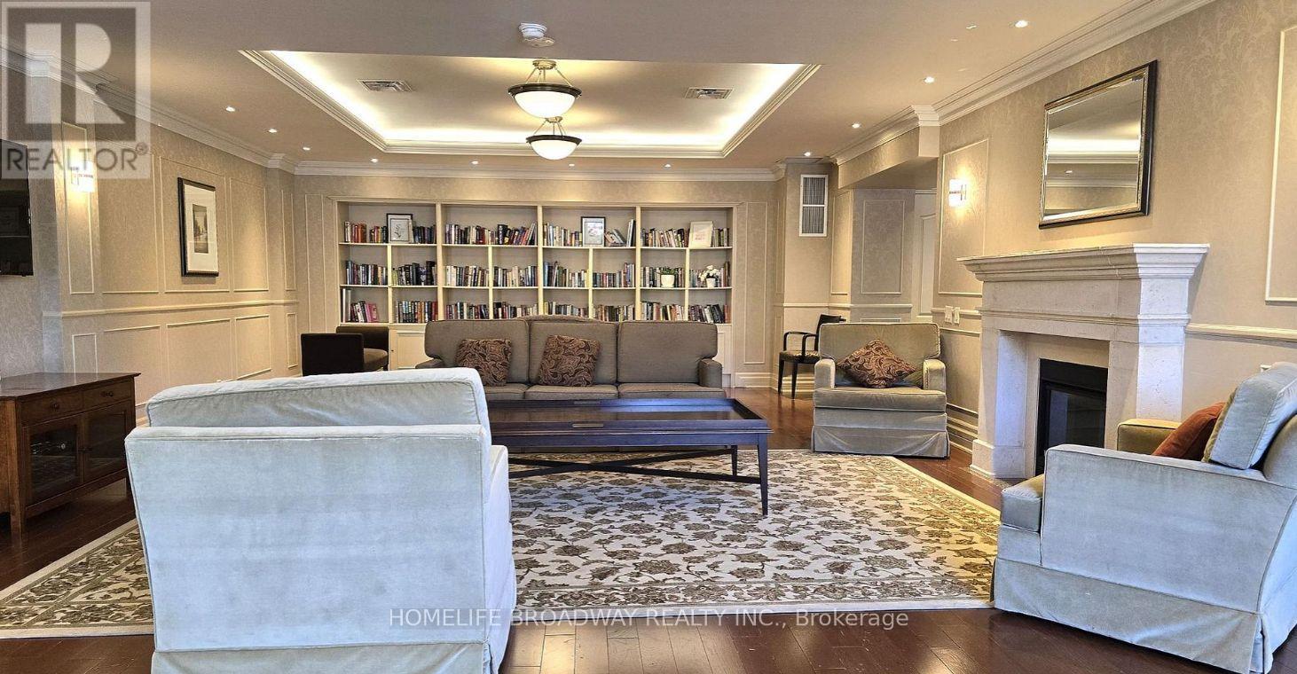#315 2 CLAIRTRELL ROAD - 32