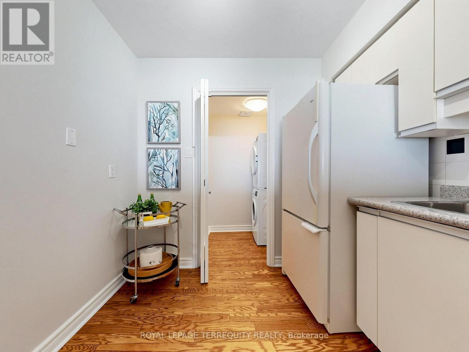#1218 1880 VALLEY FARM ROAD - 17