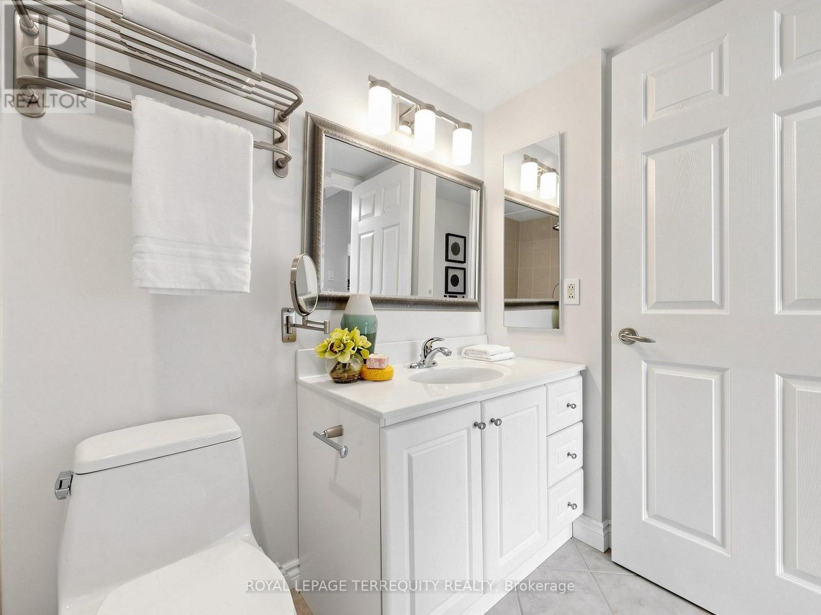 #1218 1880 VALLEY FARM ROAD - 24