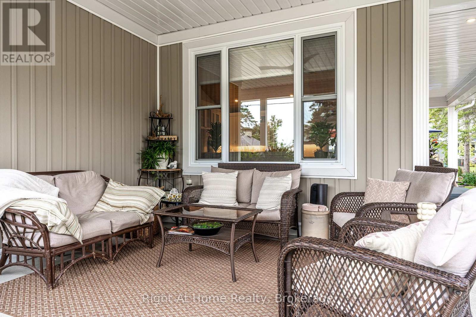 71214 ANNE STREET - 6