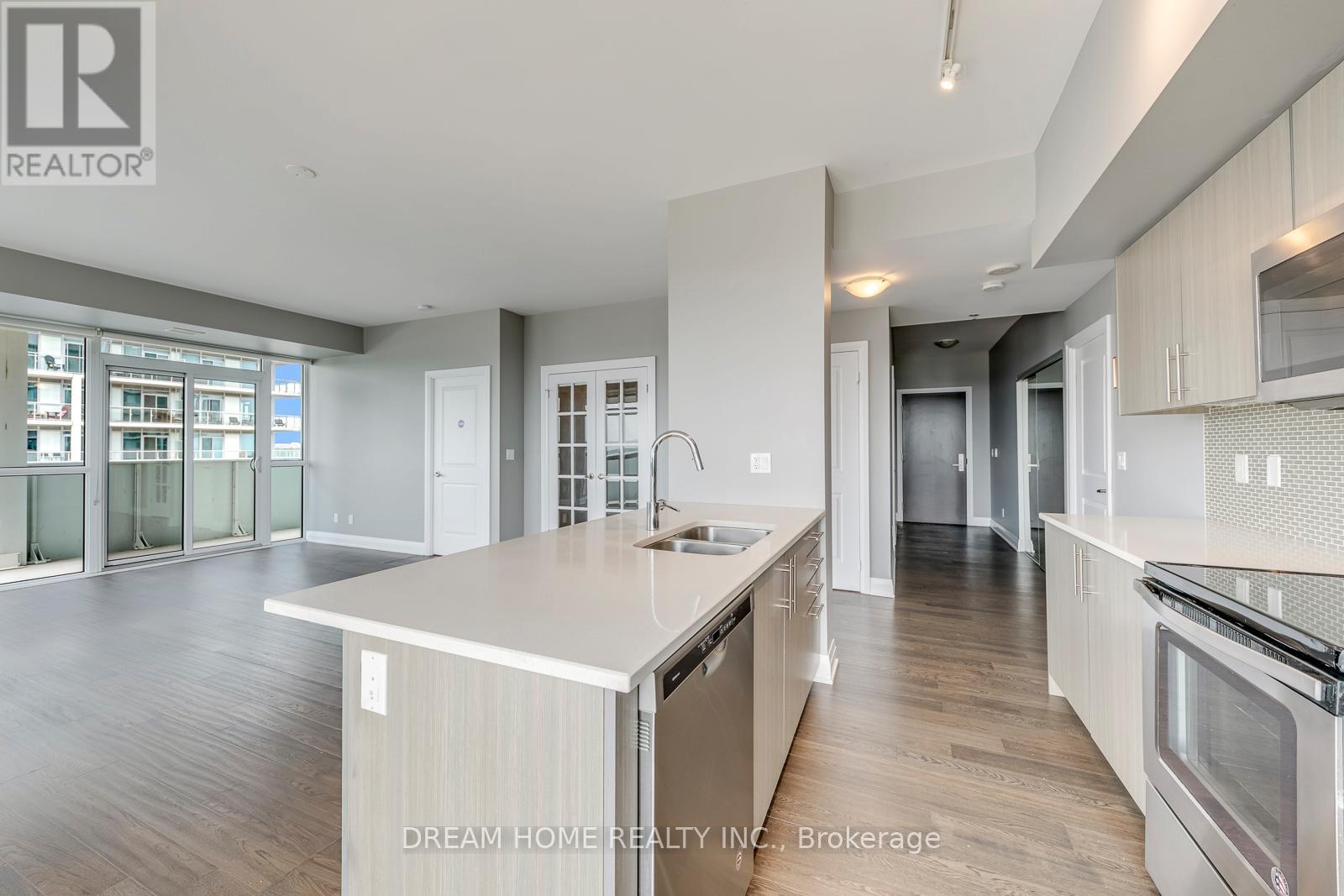 #1609 55 SPEERS ROAD - 10