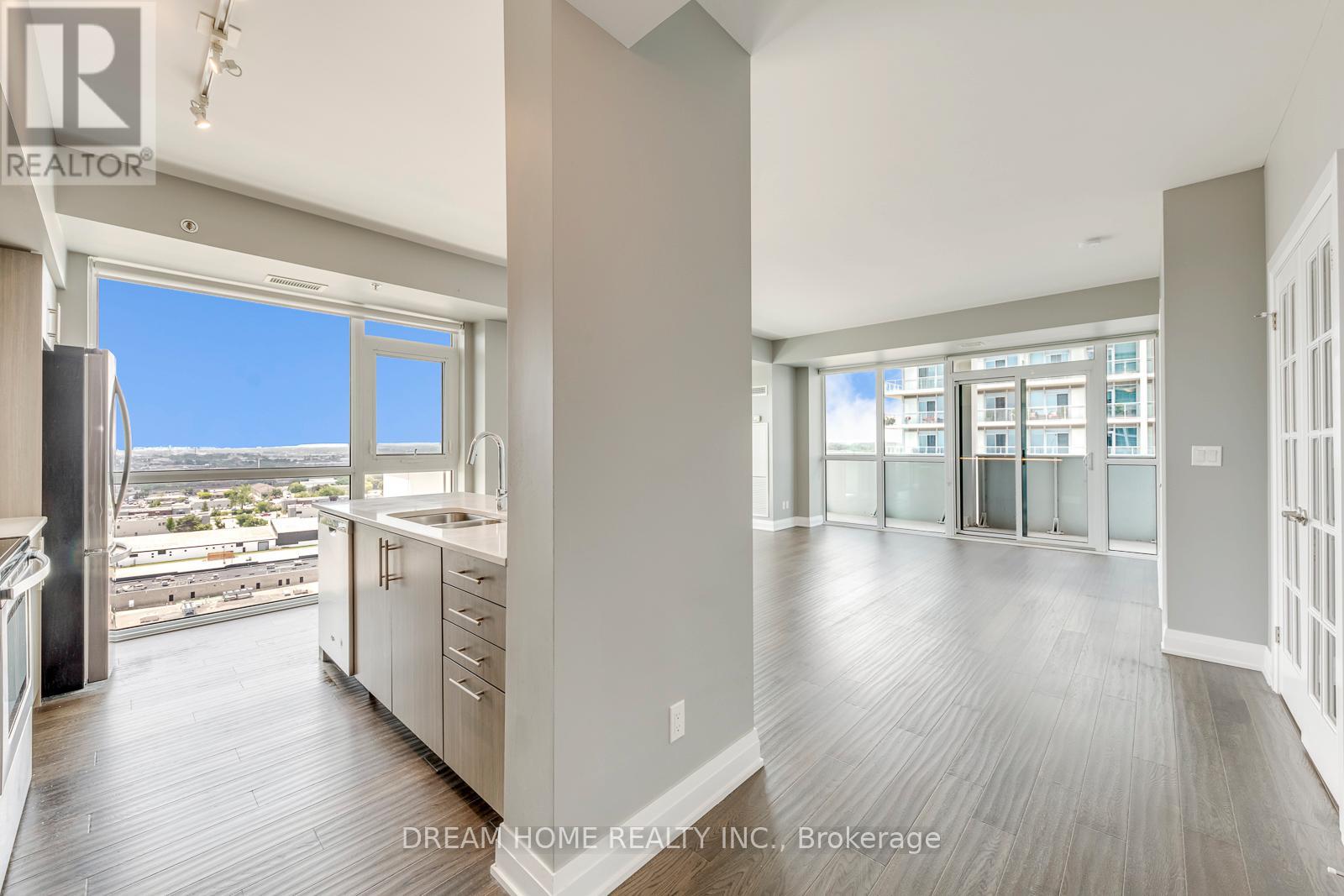 #1609 55 SPEERS ROAD - 3