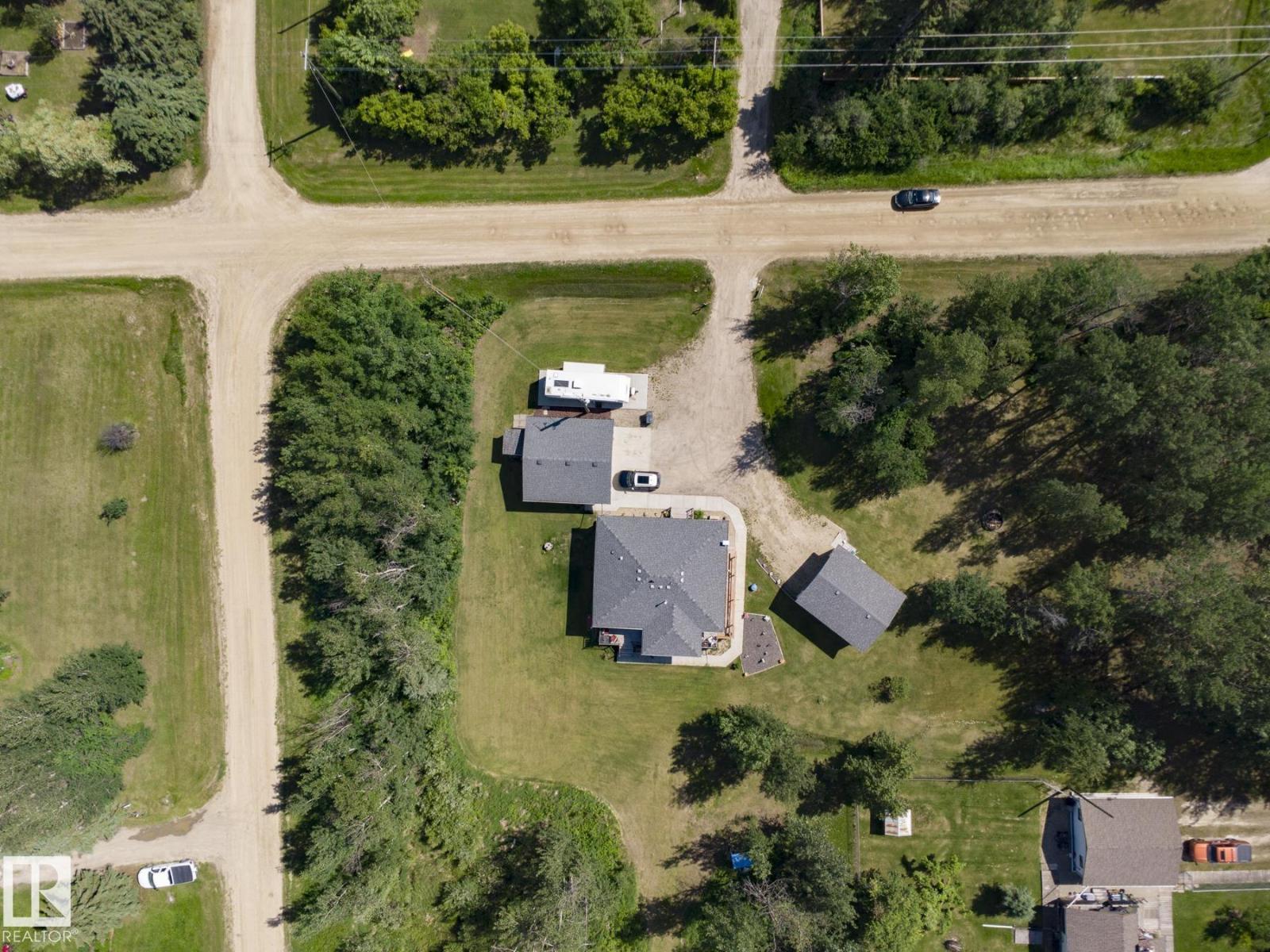 8 MAIN ST - Image 3