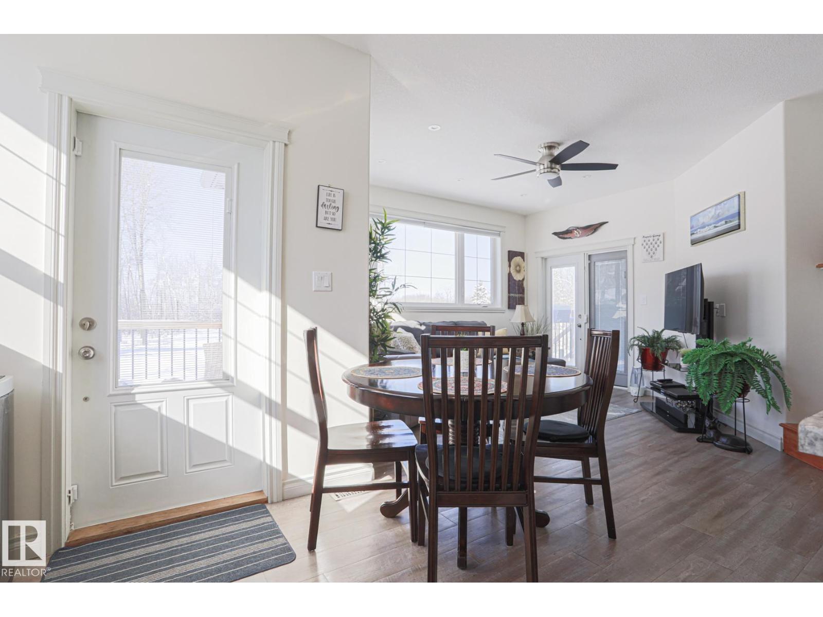 8 MAIN ST - 36