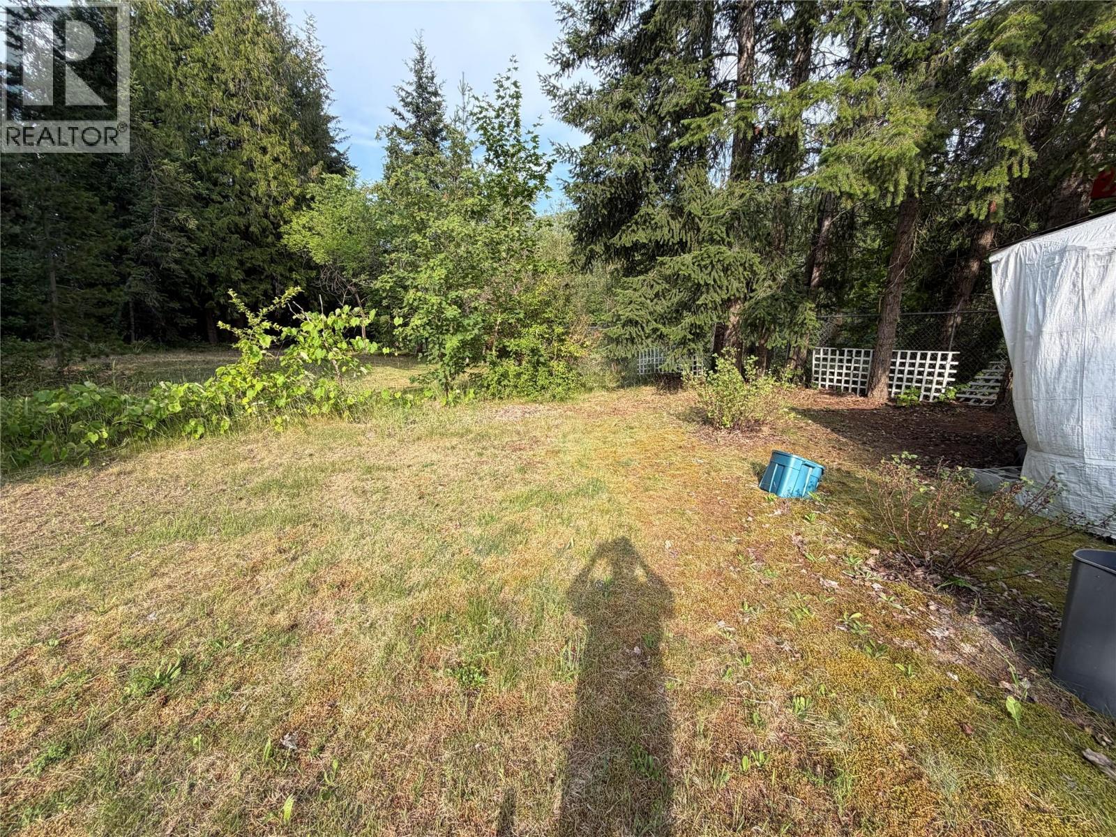 76 5271 67 Avenue Northeast, Salmon Arm