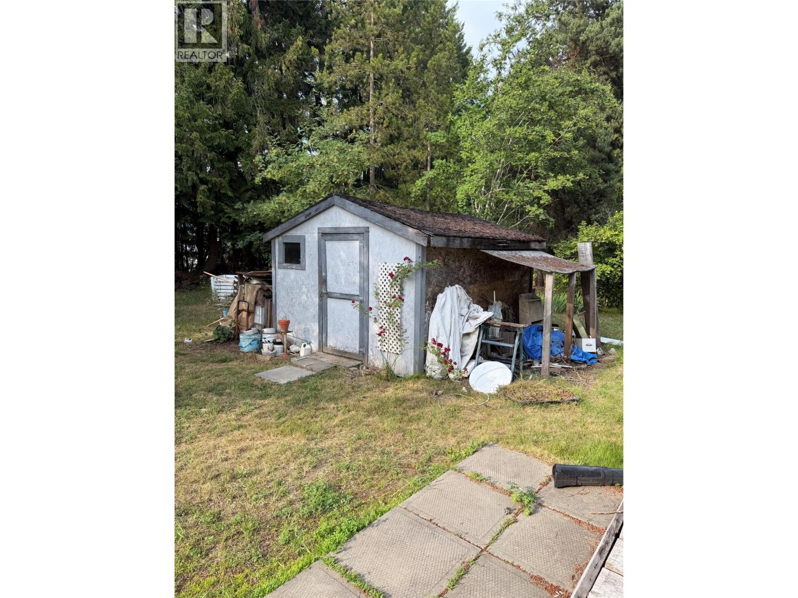 76 5271 67 Avenue Northeast, Salmon Arm