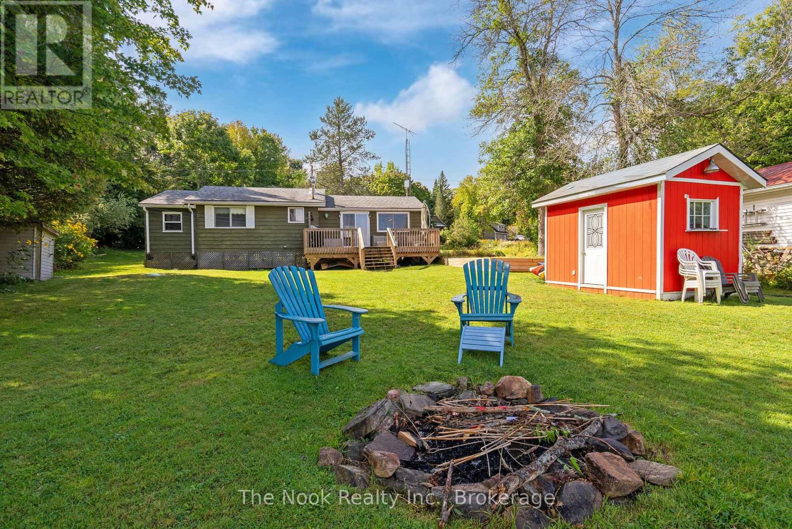 37 GOLDFINCH LANE - 20