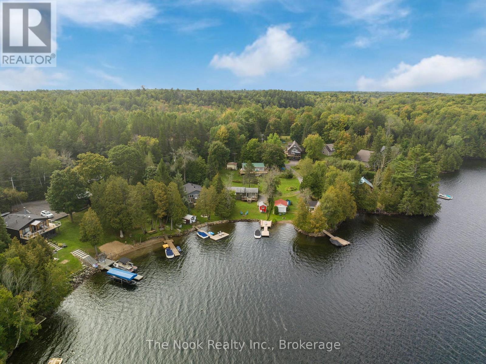 37 GOLDFINCH LANE - 27