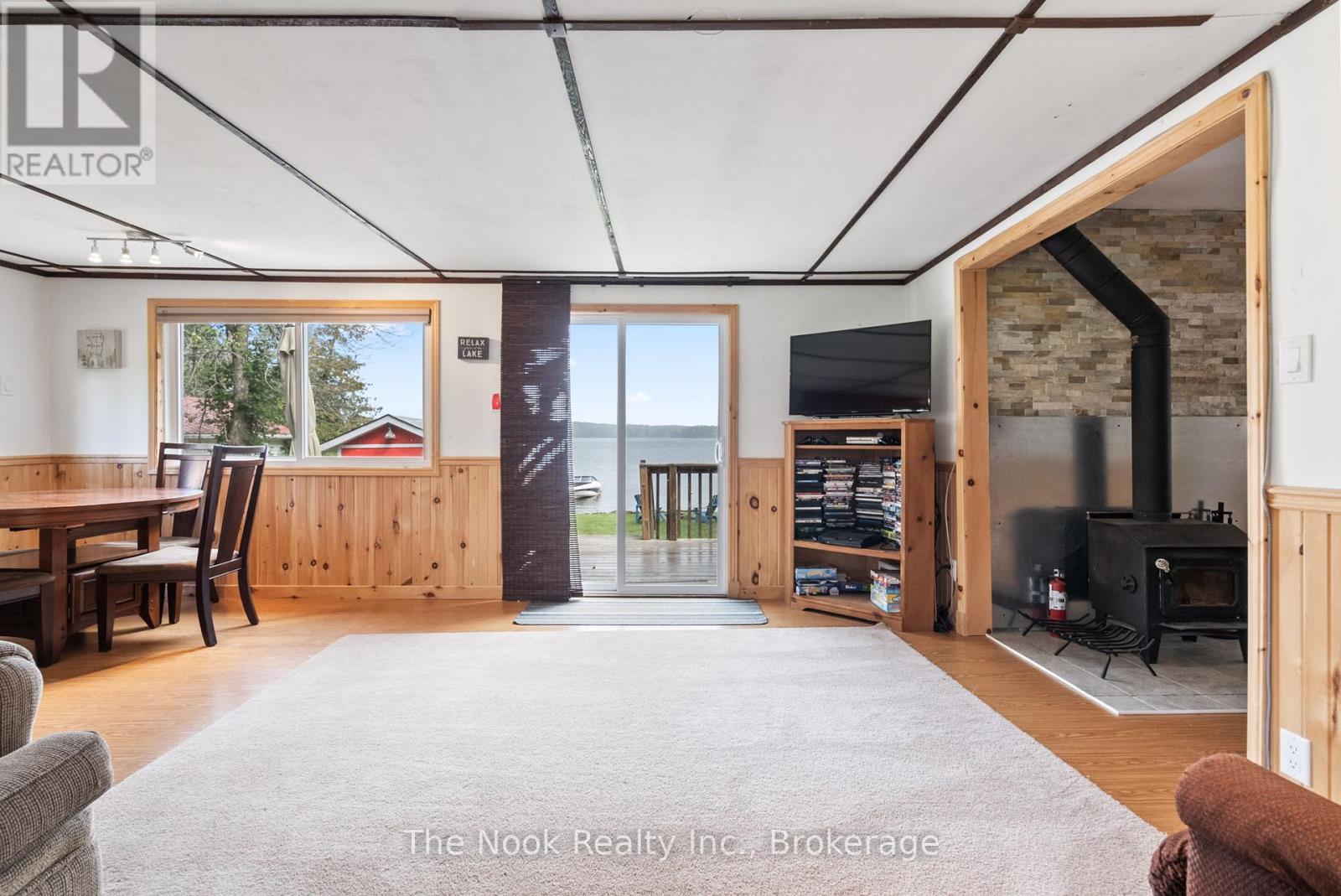 37 GOLDFINCH LANE - 8