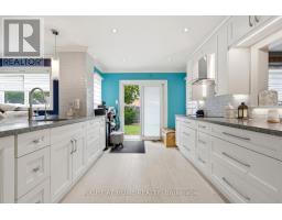 7 Polygon Court, Brampton, ON L6Z3X8 Photo 12