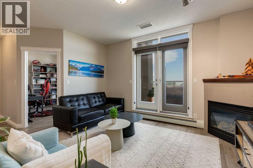 #3804 24 Hemlock Crescent SW - 17