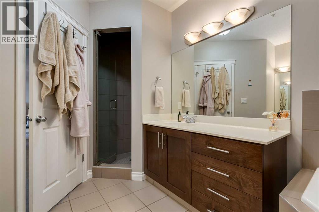 #3804 24 Hemlock Crescent SW - 27