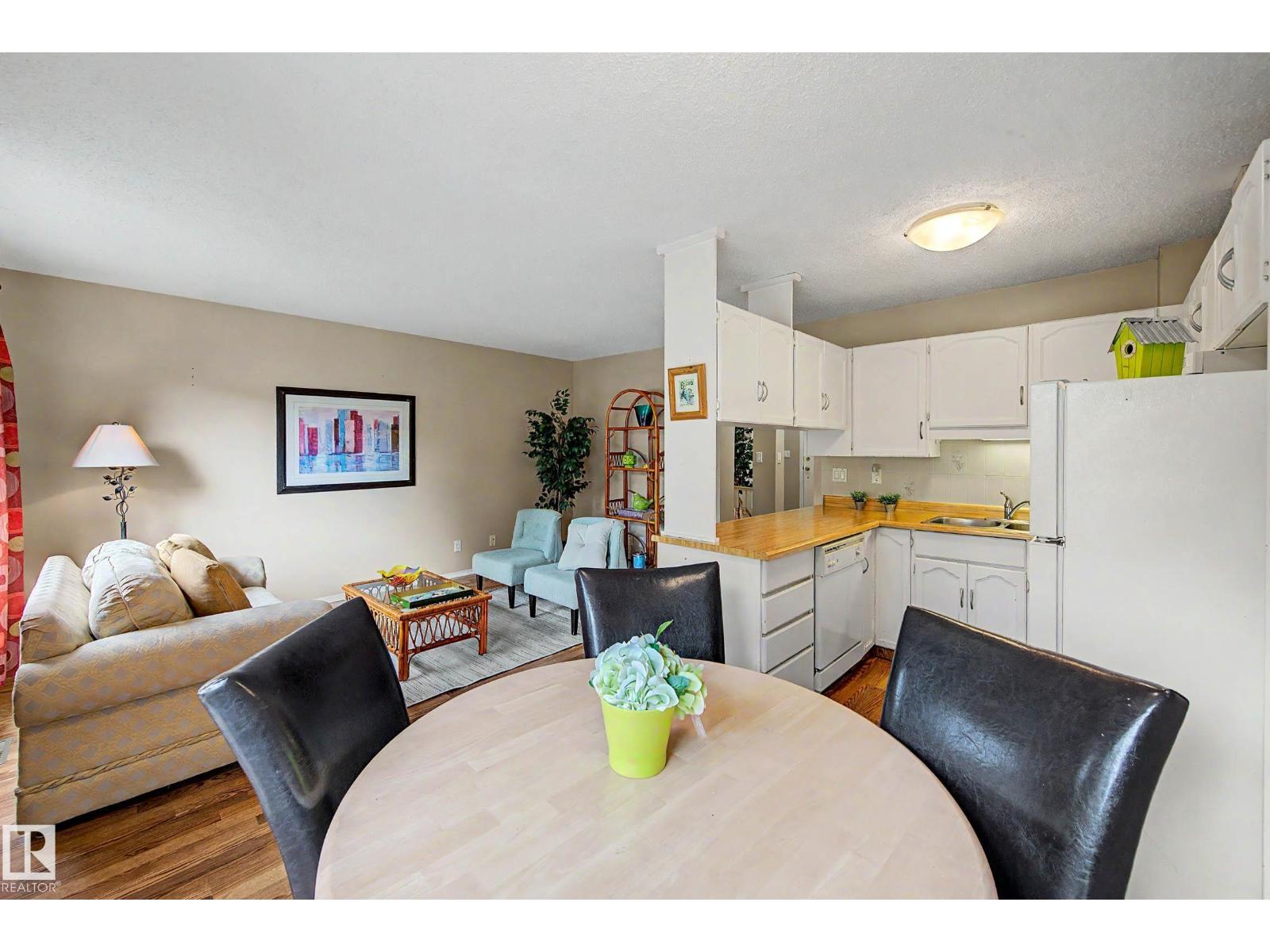 19 PINEVIEW DR - 15