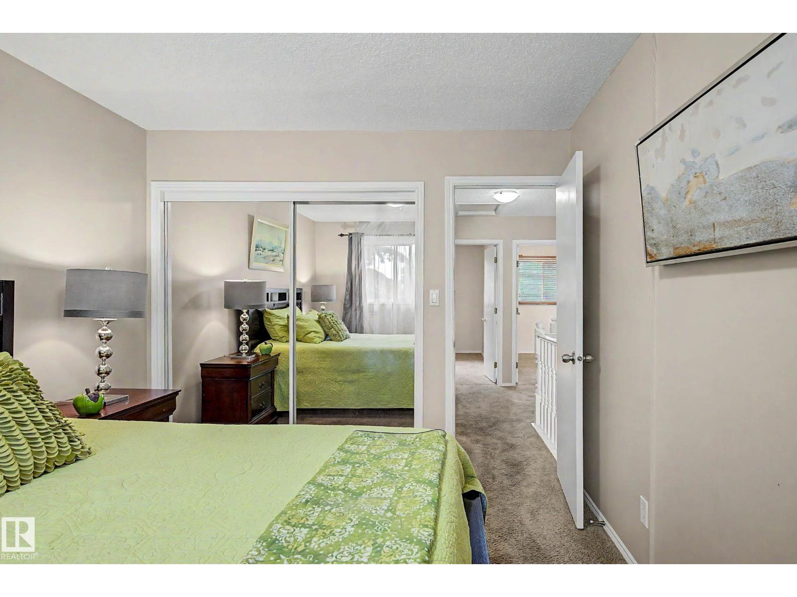19 PINEVIEW DR - 23