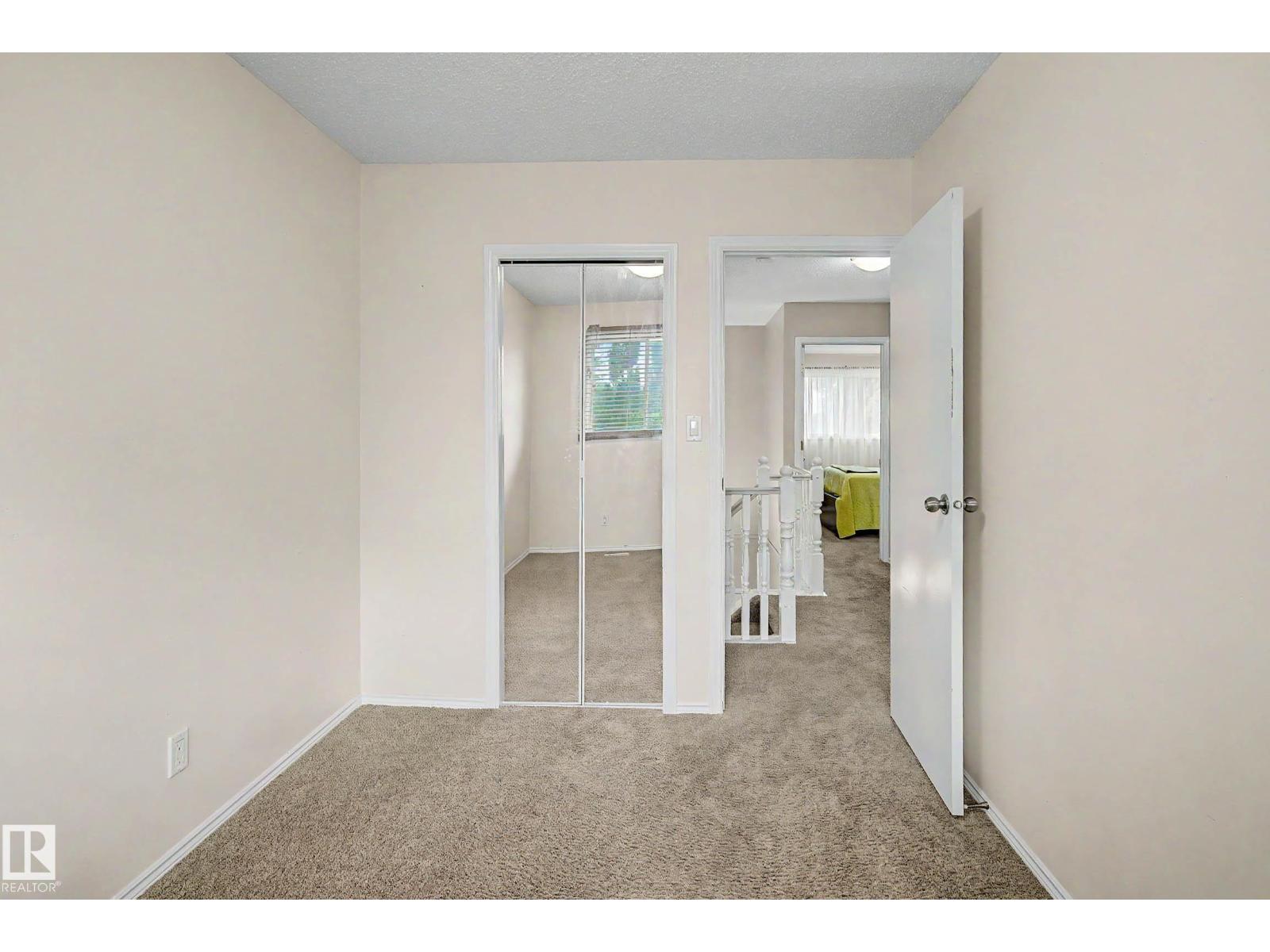 19 PINEVIEW DR - 25