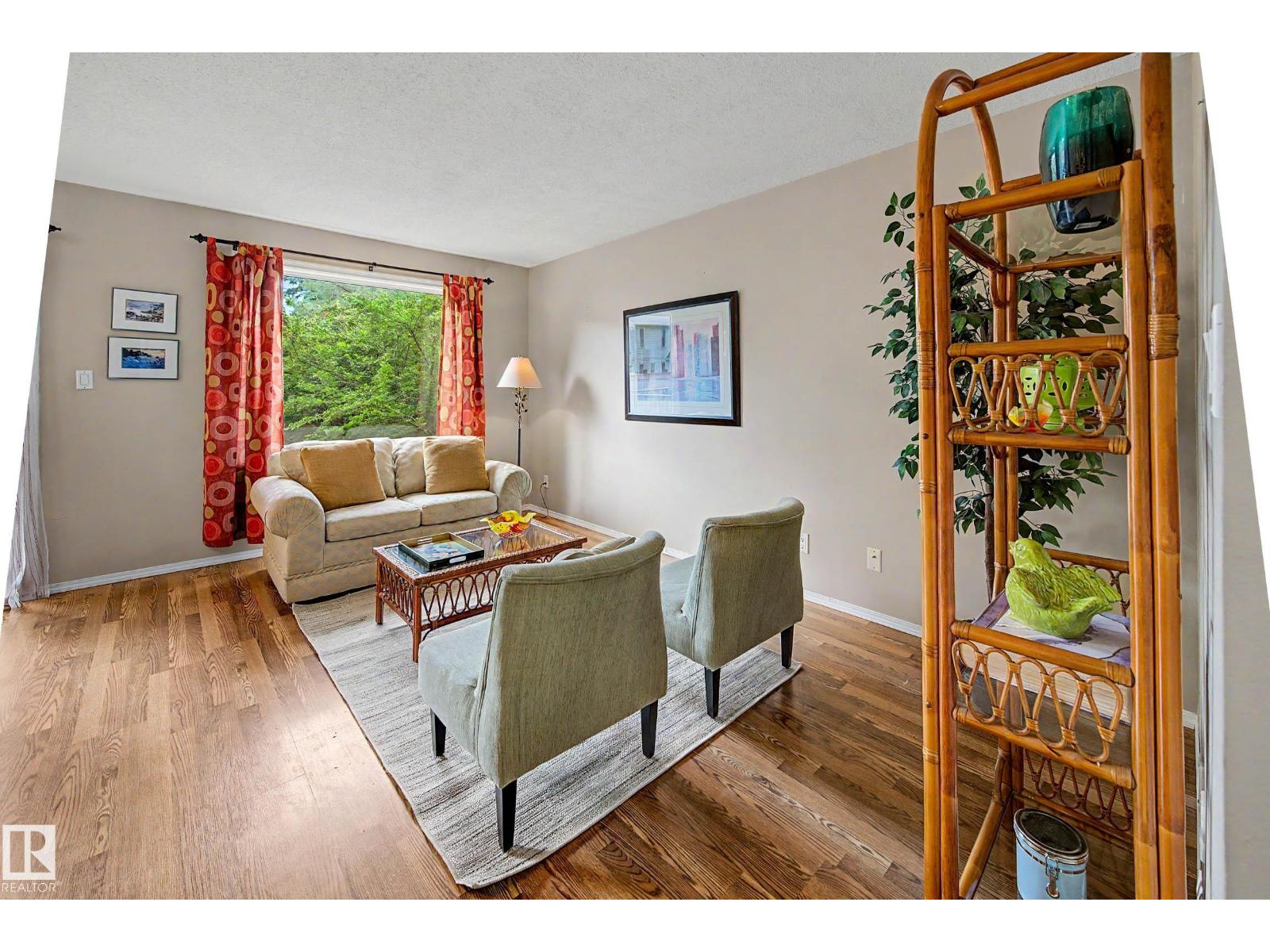 19 PINEVIEW DR - 9