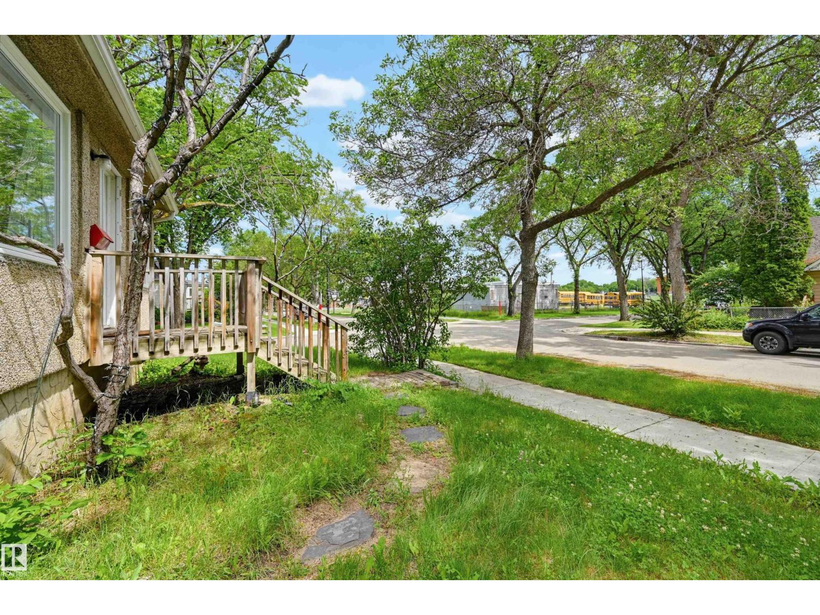 11450 71 ST NW NW — photo 32