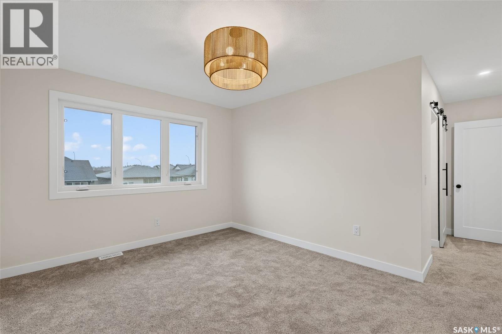 104 Lakewood DRIVE — photo 37